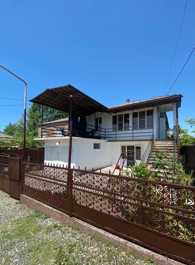 Мир Ochamchire Exterior photo